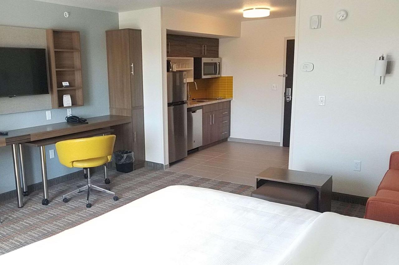 Mainstay Suites Great Falls Airport エクステリア 写真