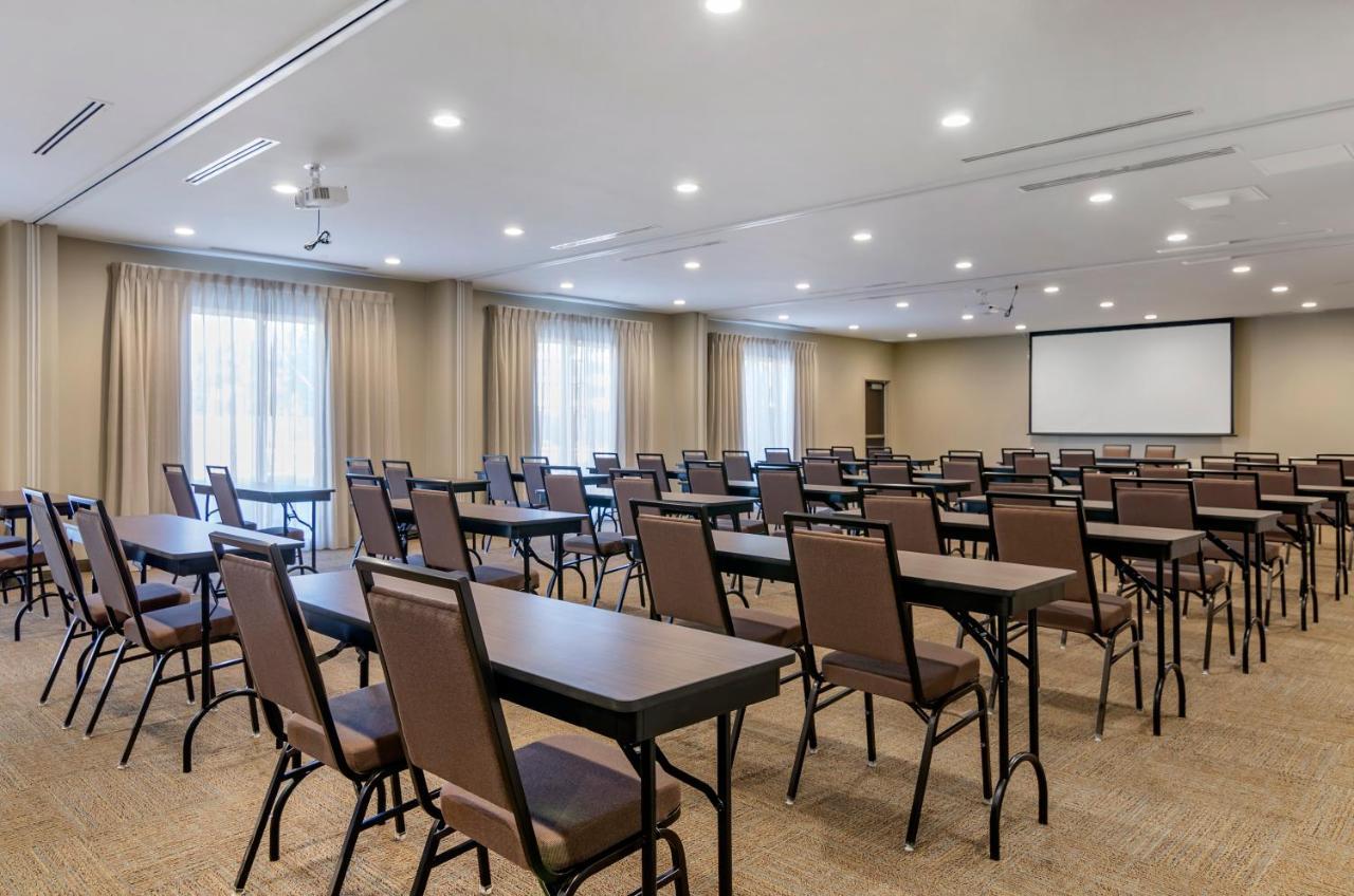 Mainstay Suites Great Falls Airport エクステリア 写真